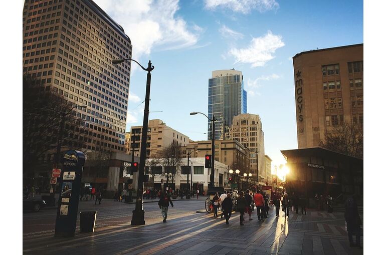 architecture-buildings-city-downtown